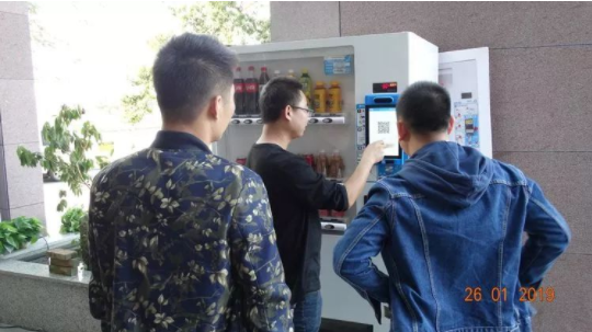 無人售貨機(jī)的優(yōu)勢(shì)和劣勢(shì)